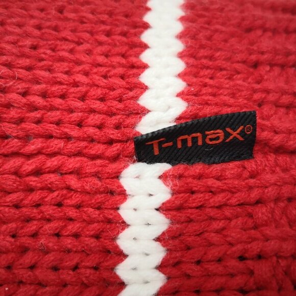 2 / $30.00 - T-Max Heat Unisex Red & White Made in Canada Fleece Lined Toque - Picture 6 of 7